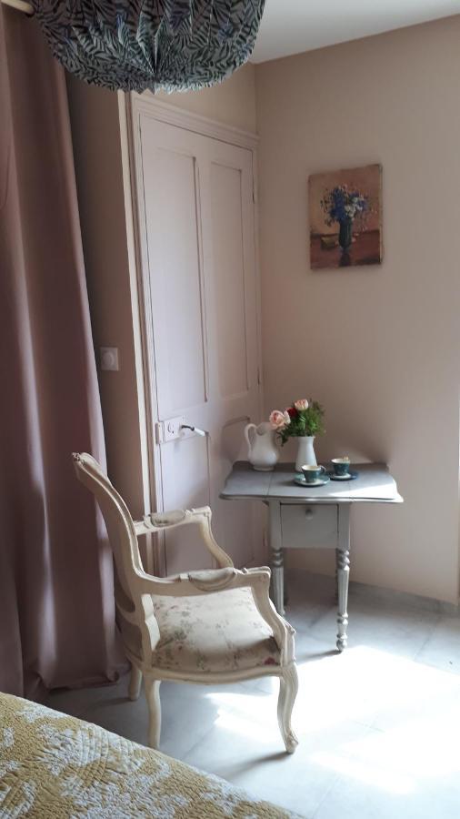 l'Esperluette Fleurie B&B Carpentras Extérieur photo