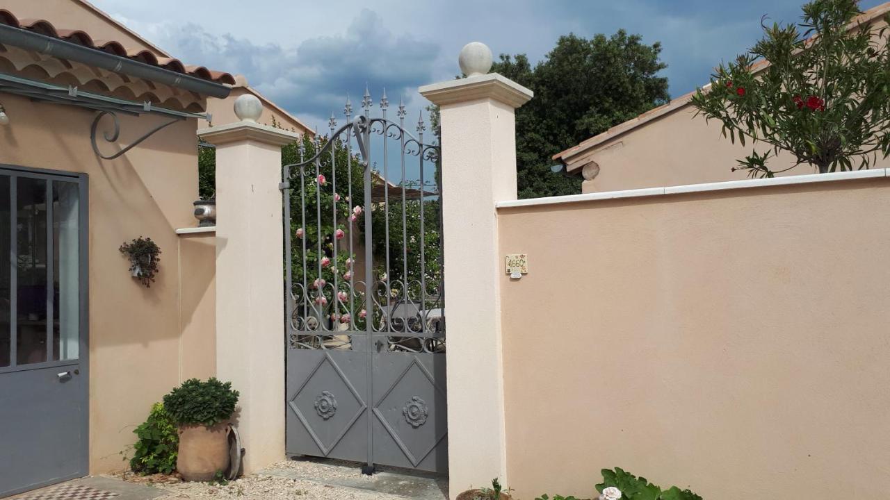 l'Esperluette Fleurie B&B Carpentras Extérieur photo