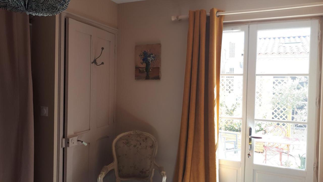 l'Esperluette Fleurie B&B Carpentras Extérieur photo